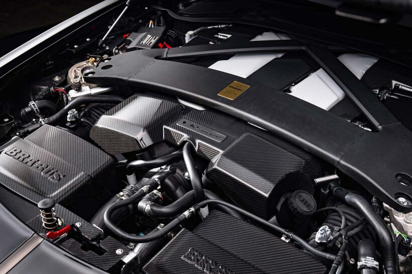 5.2リッターV12という大排気量マルチシリンダーに、ブラバス特製のターボチャージャー2基を組み合わせ、補器類や吸排気、ECUを最適化することで最高出力1000PS、最大トルク1200Nmを発揮する。1000PSを超えるパワーユニットはブラバスにとっての“日常”だ。