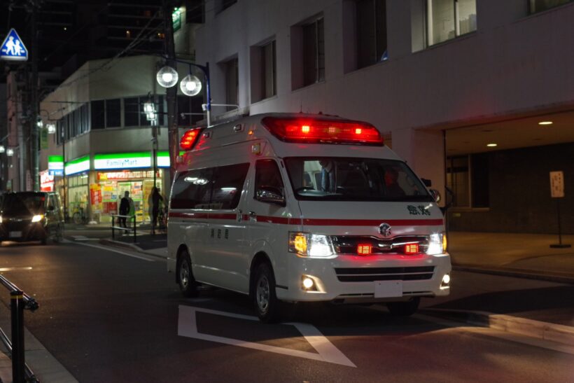 夜間の救急車