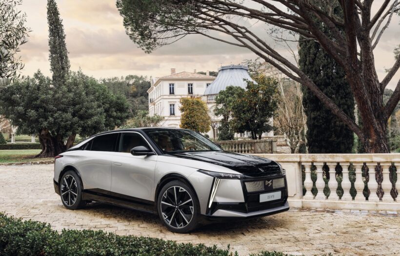 新世代フル電動フラッグシップ「DS N°8」のエクステリア。