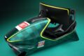 ヴァルキリーをオマージュしたレーシングシミュレーター「AMR-C01-R ハイパーカー エディション」。