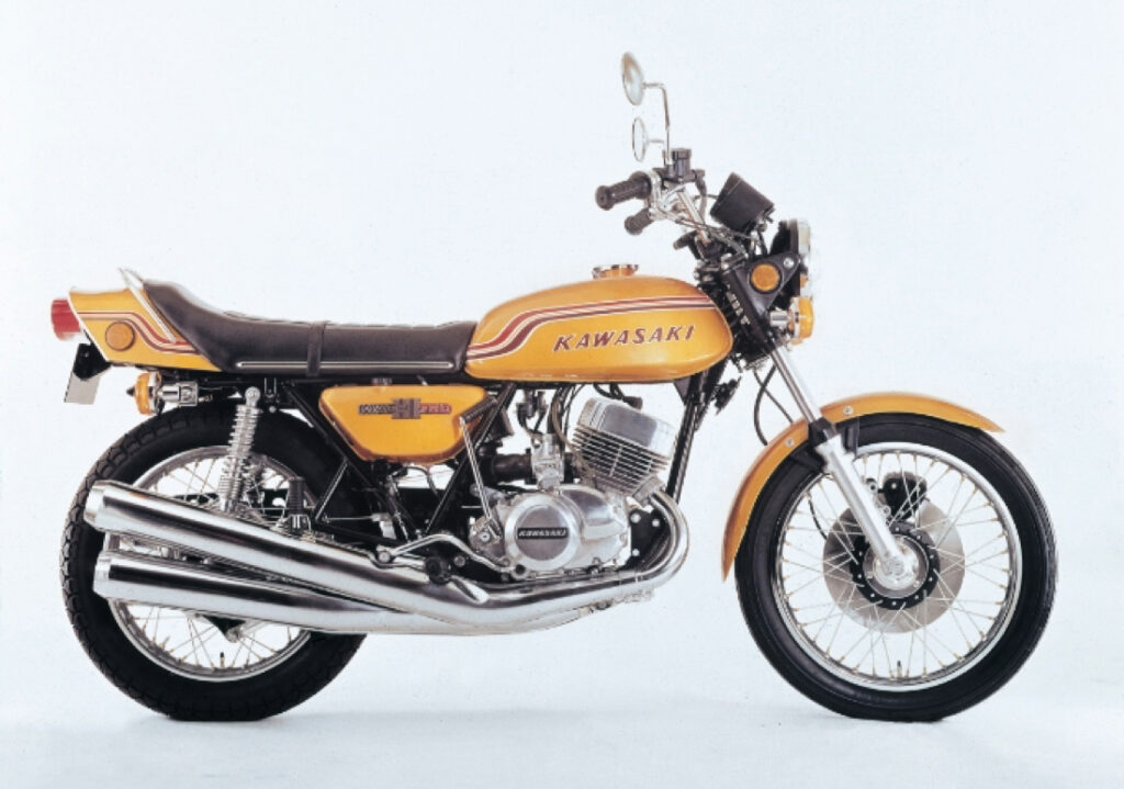 1971_kawasaki_H2_750ssMachⅣ