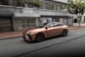 ついに8代目へと進化を遂げたレクサスのミドルサイズセダン「ES」。その走りはレクサスのひとつの到達点に達していた。