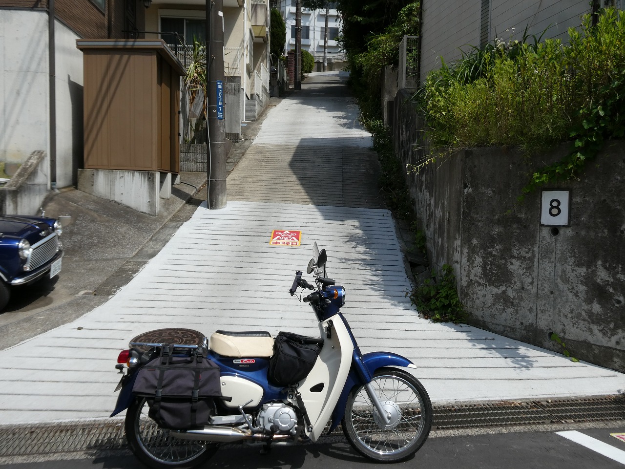 長寿日本一の地域にある激坂にチャレンジしてみた。｜ゆるカブ