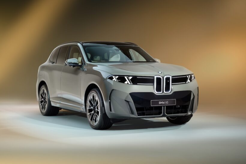 新型「BMW iX5 60 xDrive」のエクステリア。
