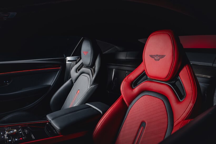 「ベントレー スーパースポーツ デザインテーマ バイ マリナー」のインテリア。