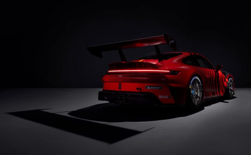 2027年シーズンのPCCJから導入される「911 カップ（タイプ992.2）」。