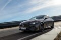 「メルセデス AMG CLA 45 4MATIC+」の走行シーン。