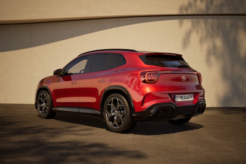 新型「メルセデス・ベンツ GLA」のエクステリア。