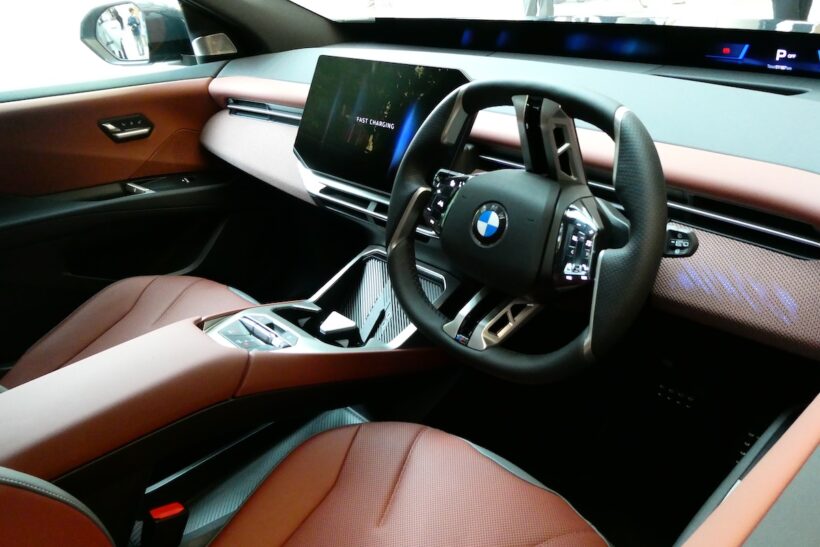 BMW iX3