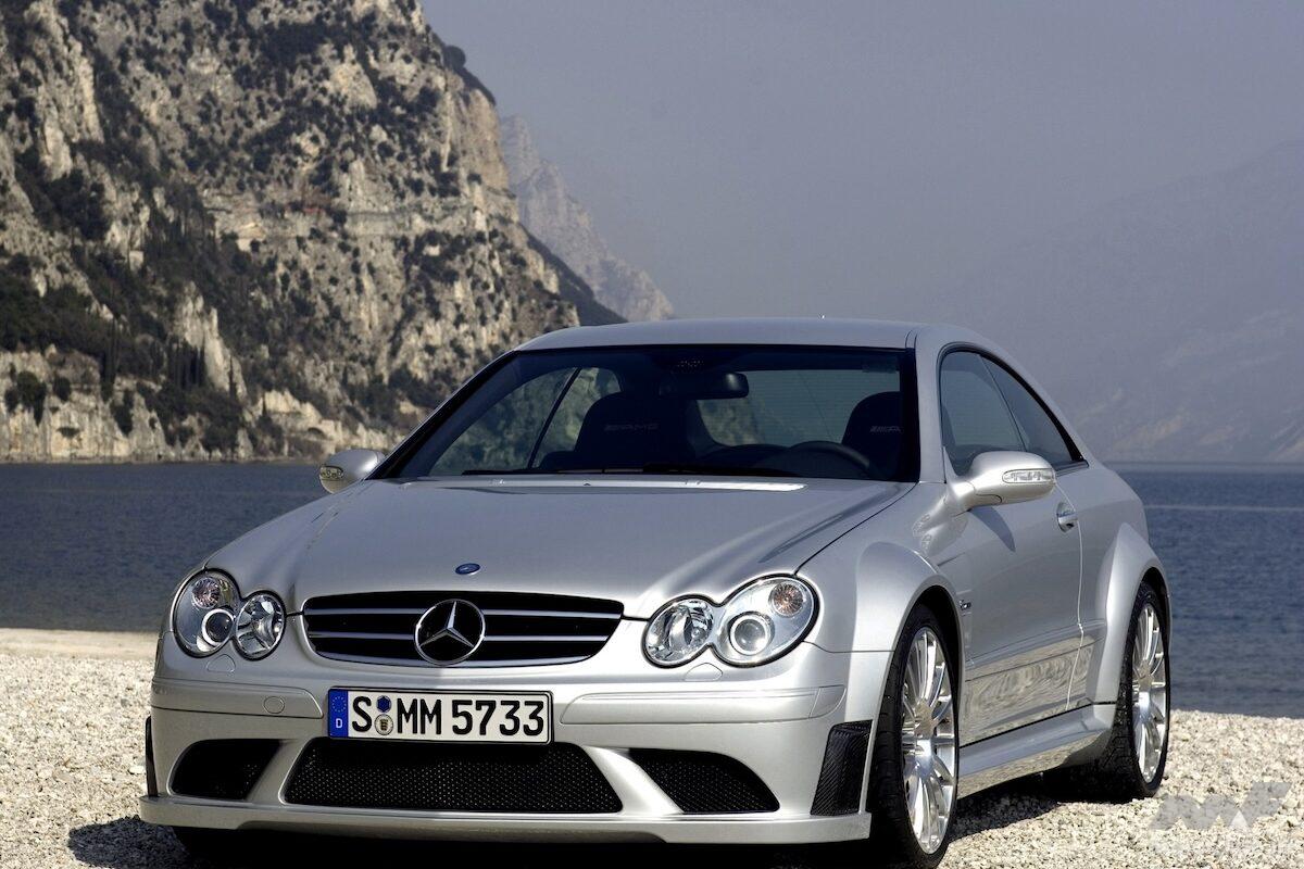 DTMで活躍したスタイリッシュクーペC209型「CLK」が辿った過激化への道【メルセデスAMG列伝】