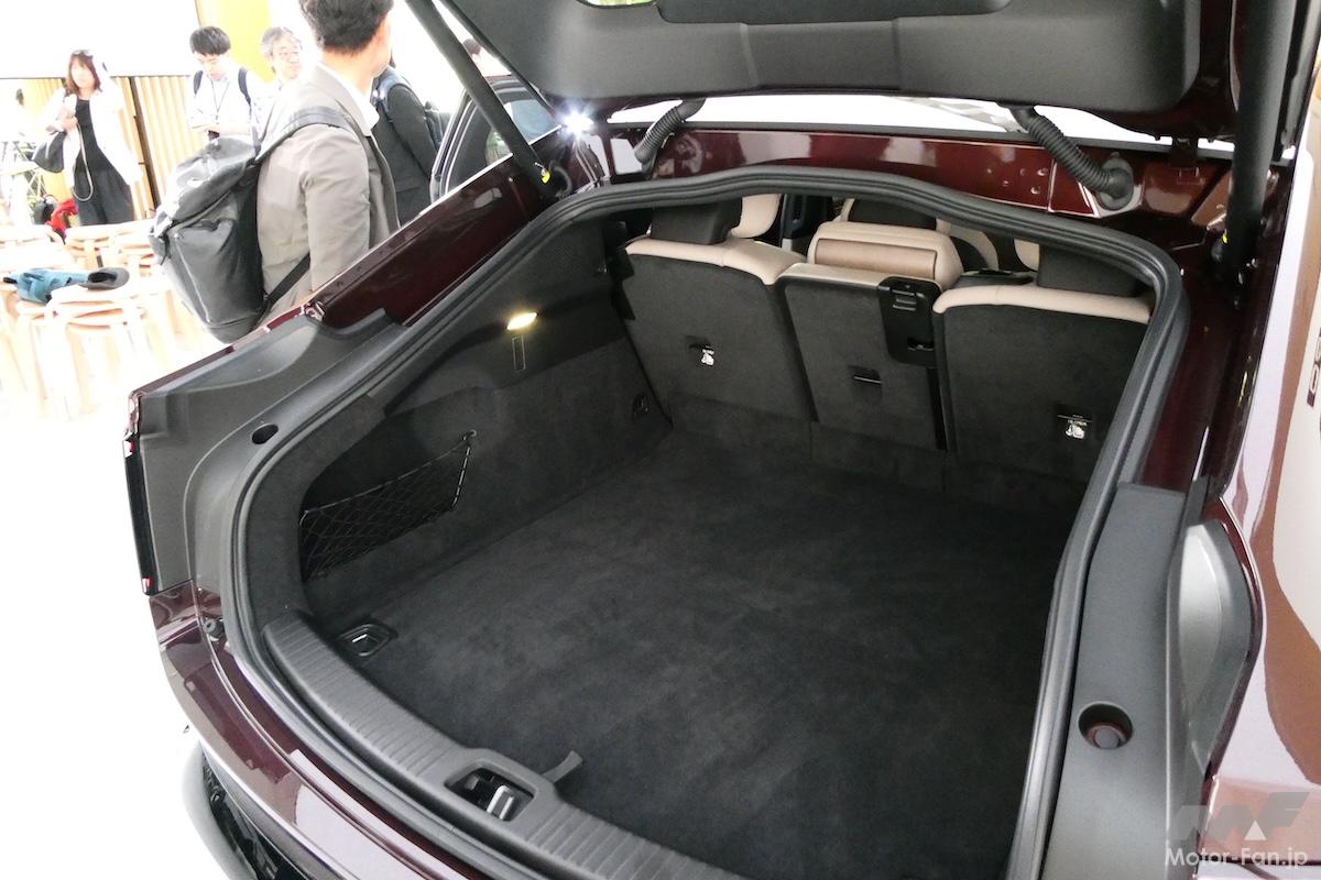 ボルボが新時代のフラッグシップEV「ES90」「EX90」を日本導入「800V