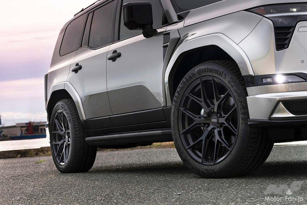 足もとはVOSSEN(ヴォッセ)のハイブリッドフォージド「HF6-4」だ。SUV専用の6ホールモデルとなり、P.C.D.6×139.7を採用するGX550との相性は抜群だ。285/45R22サイズのコンチネンタル・プレミアムコンタクト6を組み合わせていた。