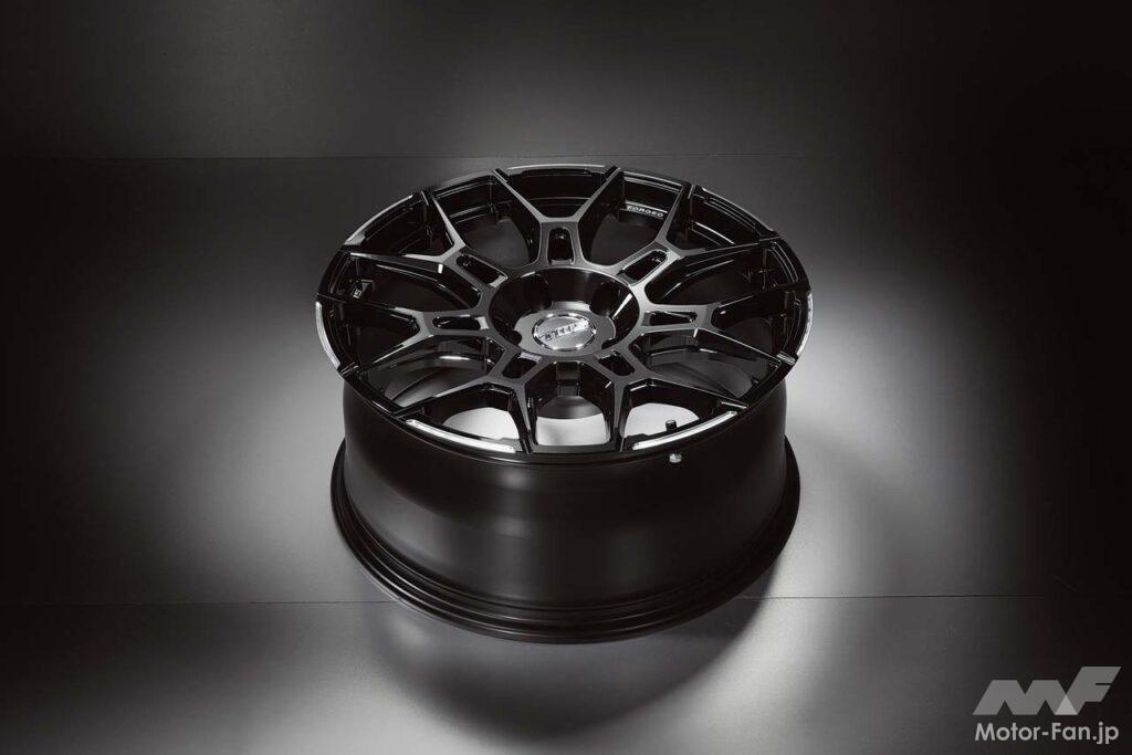 最高峰にして最高級タフギアであるLX600に対して、完全なる専用設計の大口径モデルがある。あるいは新ジャンルであるアーバンオフロードスタイルを持ち込むこともできる。徹底したモノづくりを貫くTWSであるがゆえの幅の広さを、ここで確かめたい。