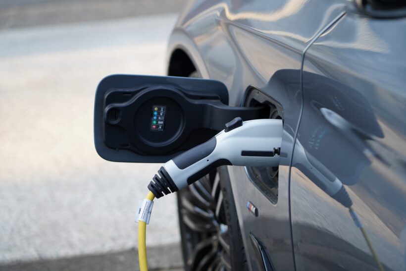電気自動車
