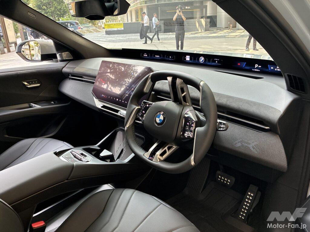 BMW iX3のコクピット