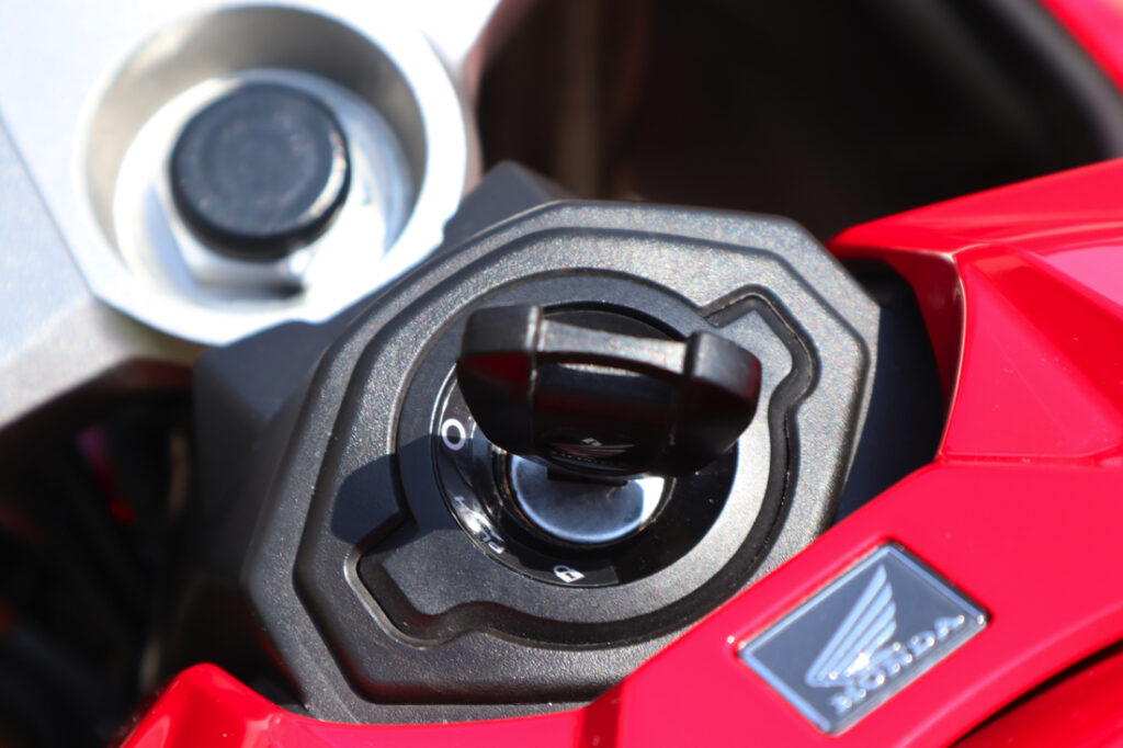 Bike_EngineStopSwitch5