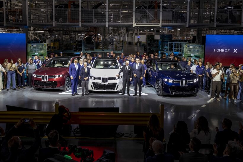 新型BMW X5は、これまで通りBMWのスパータンバーグ工場で生産。2026年8月から製造され、11月から販売を開始する。