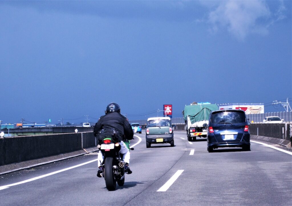 highway_bike_001