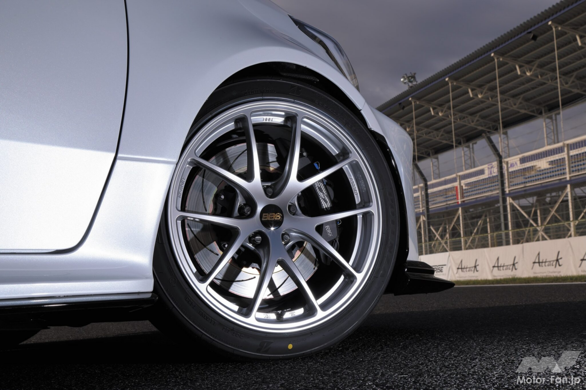 BBS RI-AはスーパーGTホイールと同じ思想＆造形 PROSHOP SCREEN &amp; D2 JAPANのGRヤリスに装着