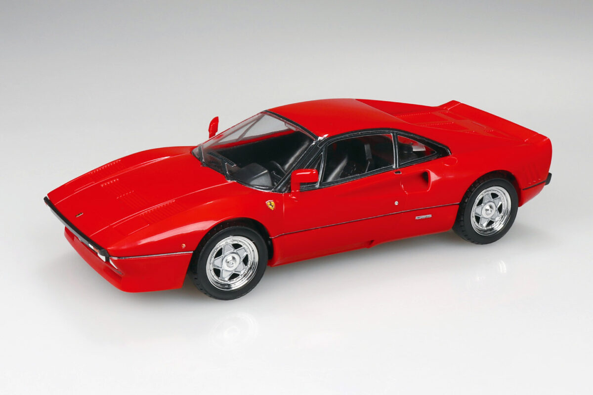 「塗装＆接着剤不要！」アオシマの『楽プラ』シリーズにフェラーリGTOが新登場