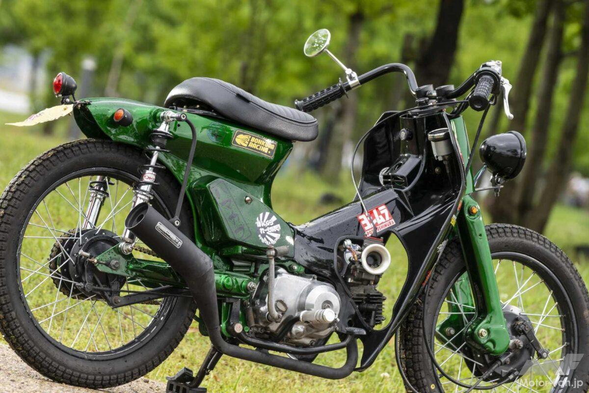 フェンダーチョップ＆ワイドハンドル化で素敵に変身！ビンテージ自転車をイメージしたスーパーカブ90