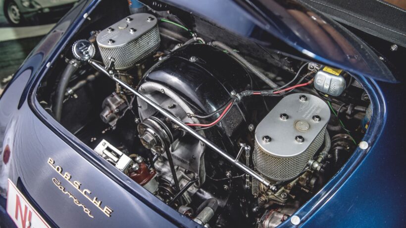 エルンスト・フールマン博士が設計した「Type 547」4カムシャフトエンジン。