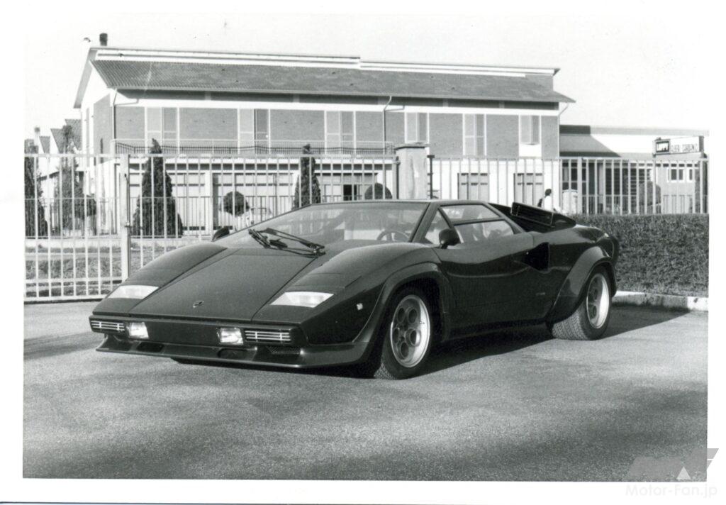 "countach”は驚きや感嘆などを表すという(写真はカウンタック S)。