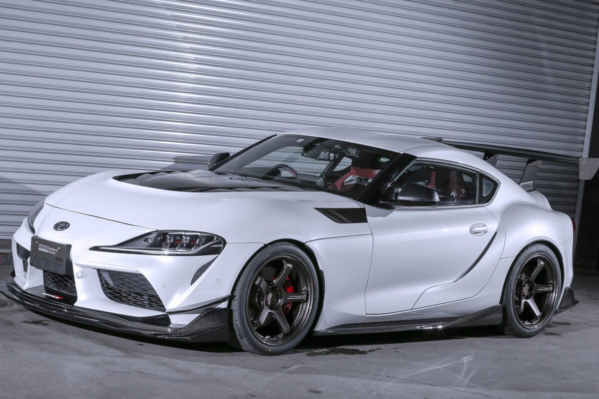 GRスープラが欲しくなるADVAN Racing GT BEYONDとのマッチング