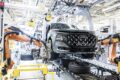新型フラッグシップSUV「アウディ Q9」の製造工程。