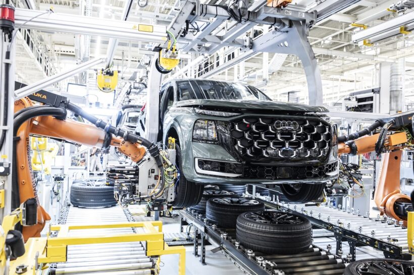新型フラッグシップSUV「アウディ Q9」の製造工程。