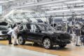 新型フラッグシップSUV「アウディ Q9」の製造工程。
