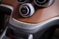 「ヘネシー ブラックバード」のコクピット。