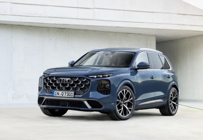 アウディ Q7