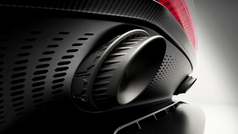 世界限定150台の「アストンマーティン ヴァレン」のエクステリア。