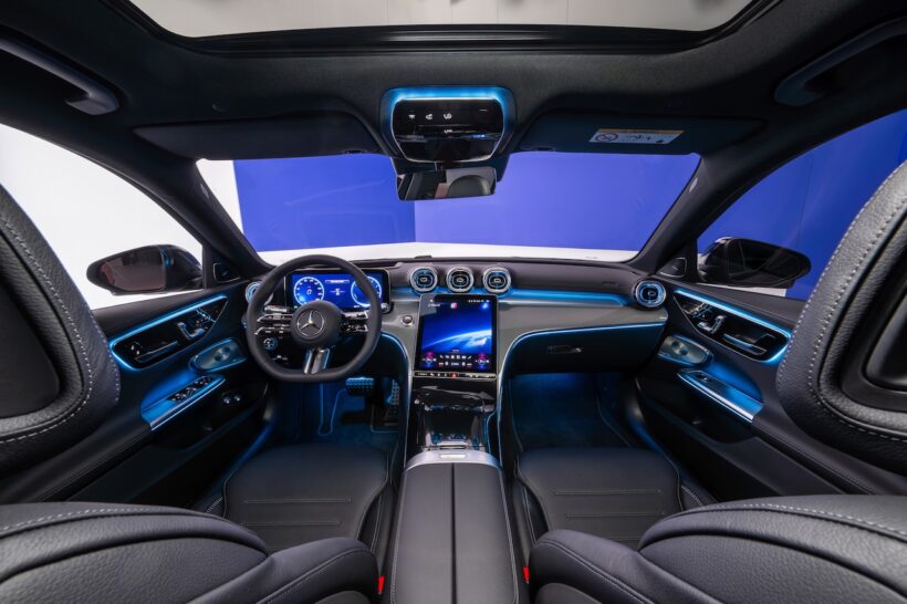 「メルセデス・ベンツ Cクラス ワゴン」改良新型のインテリア。