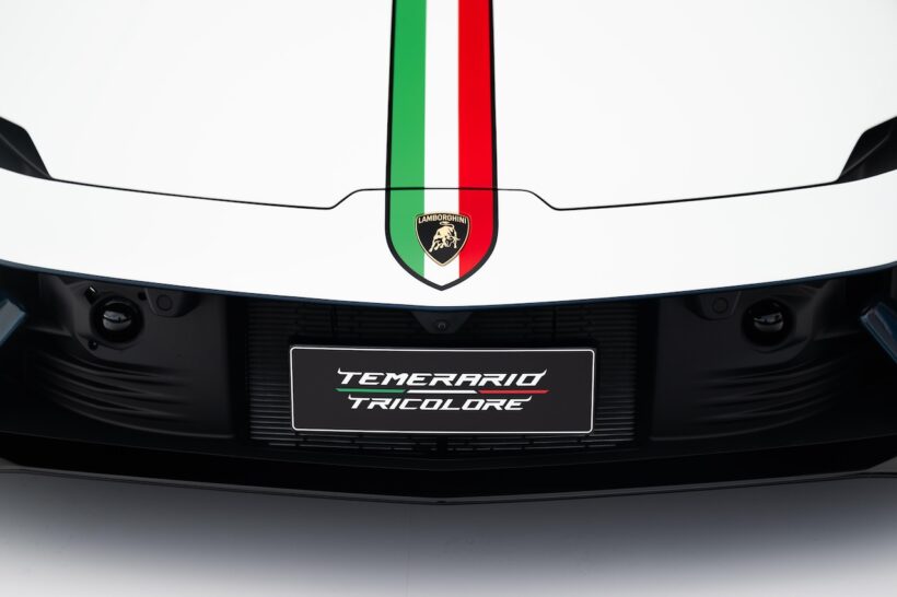 「ランボルギーニ テメラリオ トリコローレ」のエクステリア。