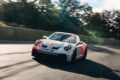 新型カスタマー向けレーシングカー「ポルシェ 911 チャレンジ」の走行シーン。