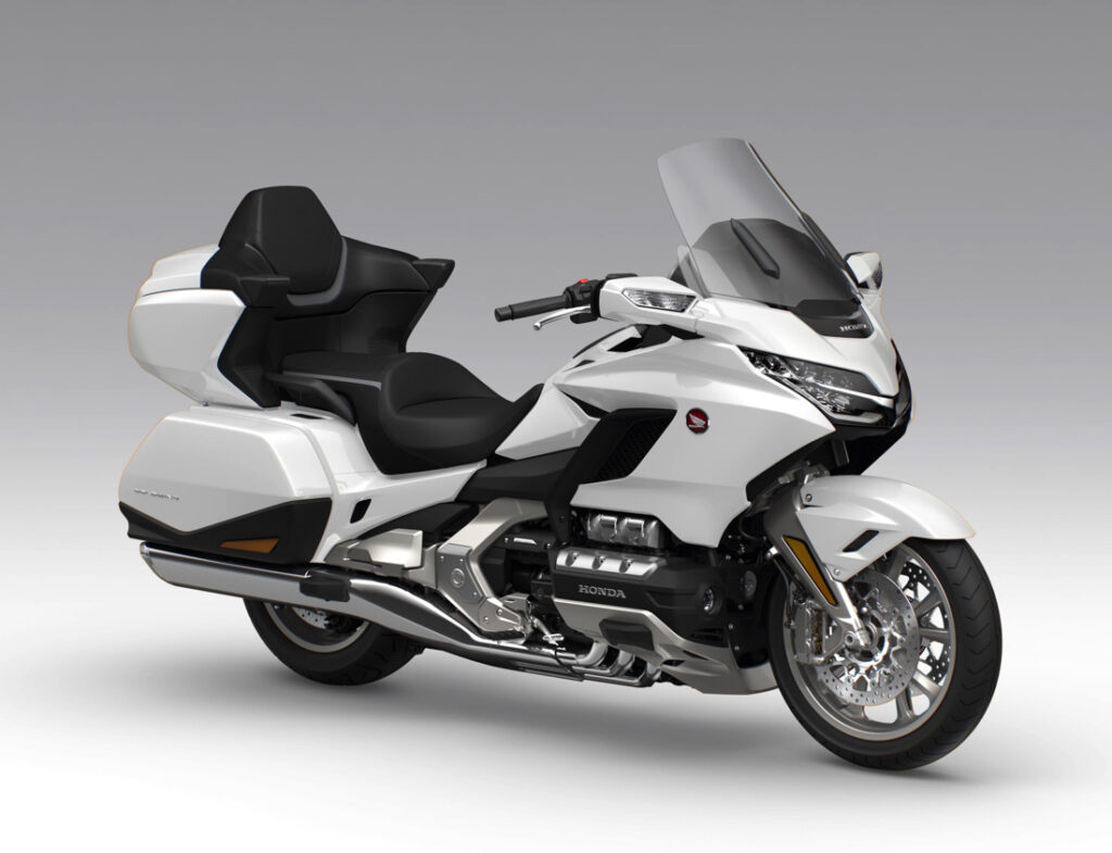 2026_honda_GoldwingTour_002H