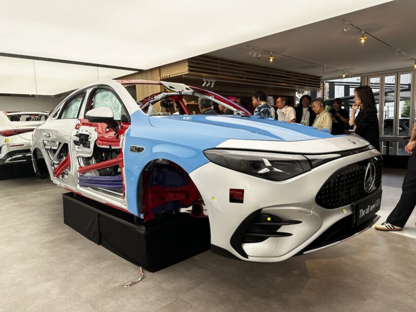 新型「メルセデス・ベンツ CLAクラス」のワークショップにて