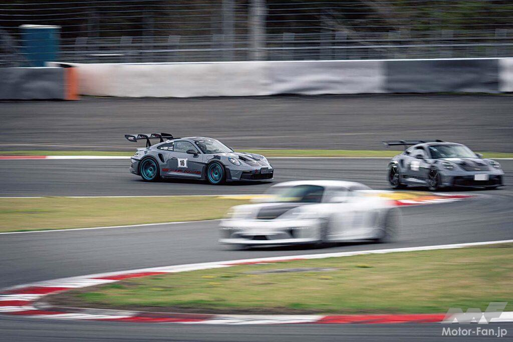 911 GT3 RSと、718ケイマンGT4 RSを用いた富士スピードウェイ本コースでのテストは「CREF新春走行会」というユーザー参加型の走行会で催された。Mエンジニアリングを筆頭としたサードパーティの魅力を訴えるために、積極的に“体験”を提供するのがクレフ・モータースポーツらしさだ。