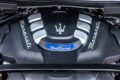 定評のあるマセラティが独自開発した3.0リッターV6ツインターボエンジン。スペックはベースモデルが490PS/600Nm、トロフェオが590PS/650Nm。後者の最高出力のみ40PSアップした。