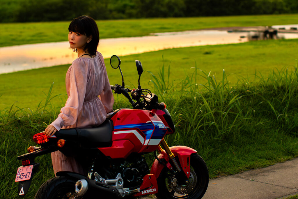 美人図鑑 美環 MIKAN HONDA GROM 