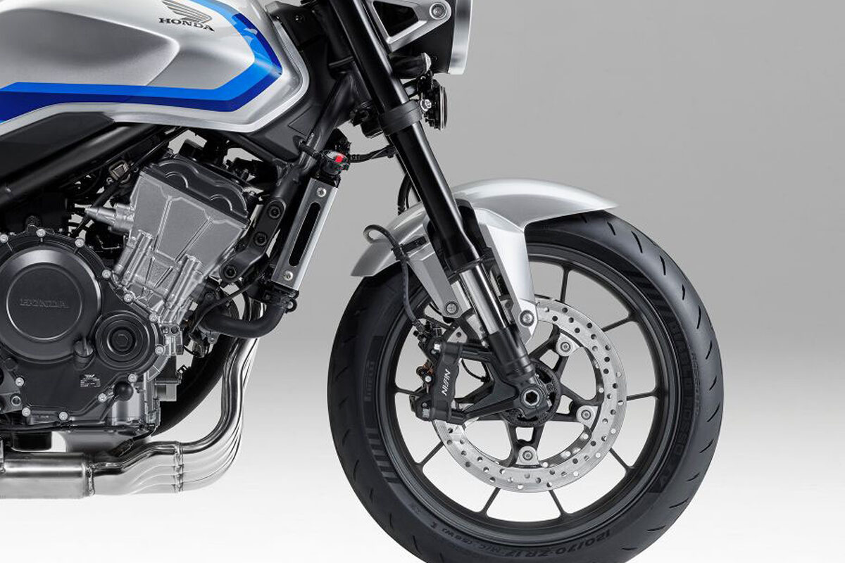 バイクのブレーキ最新事情｜今や必須のABS、125cc以下には非装着モデルもあるのはなぜ？