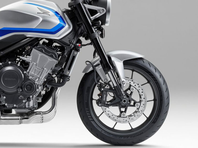 CB400_BRAKE_001