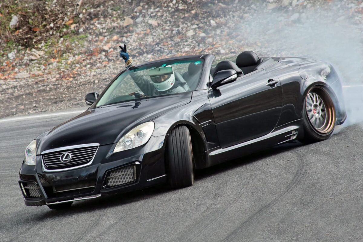 「格安V8オープンが面白い！」チューニング適正も高いSC430は今が狙い目だ