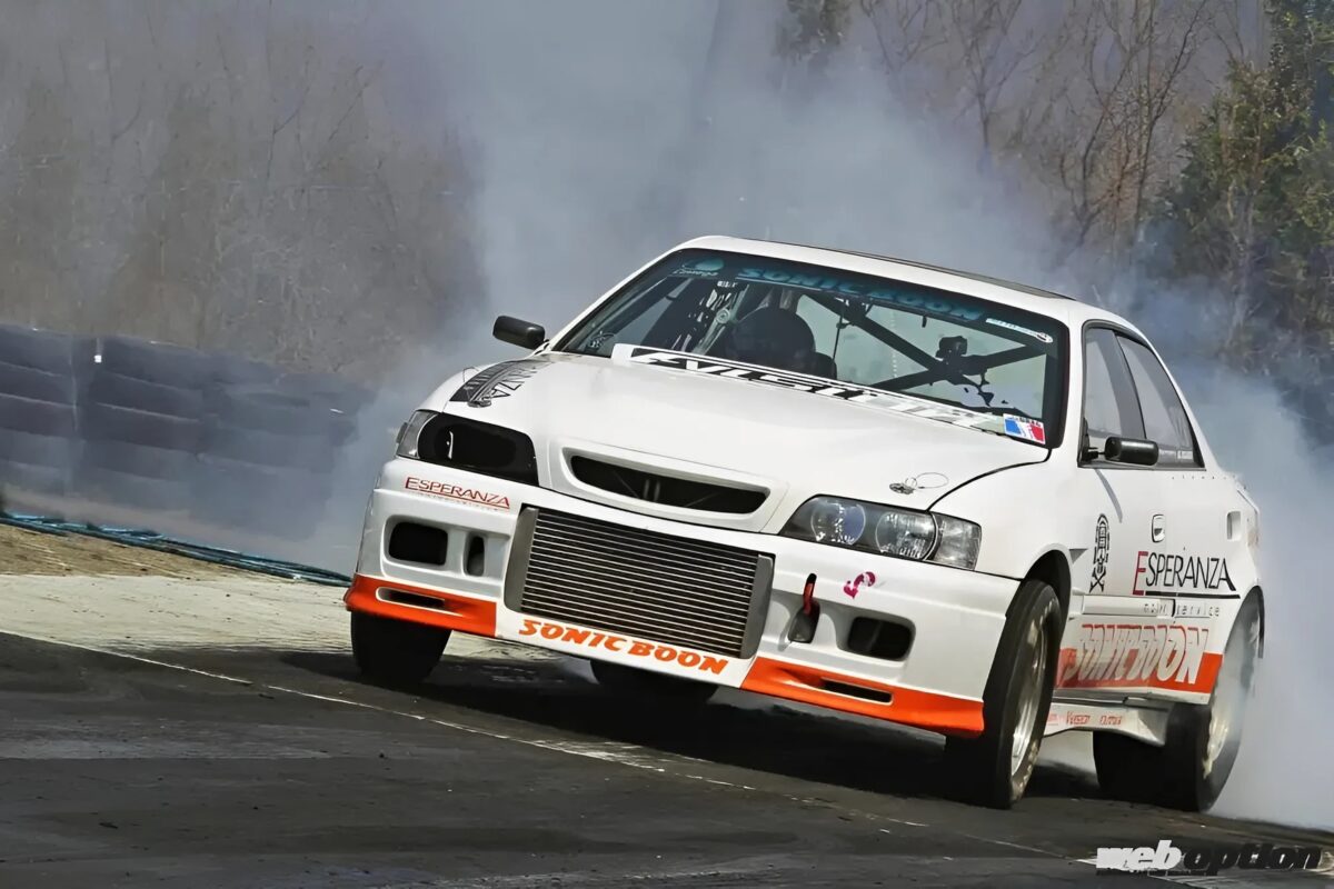 「400mを8秒台で駆け抜ける弾丸JZX100チェイサー！」オーナーの意地が生んだ1000馬力仕様のすべて