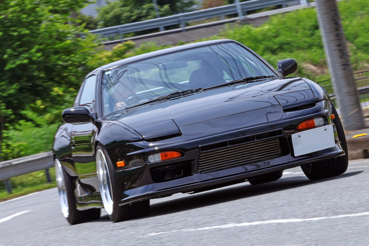 「新車から30年以上、今なお進化中！」450馬力を誇るワンオーナー180SXの現在
