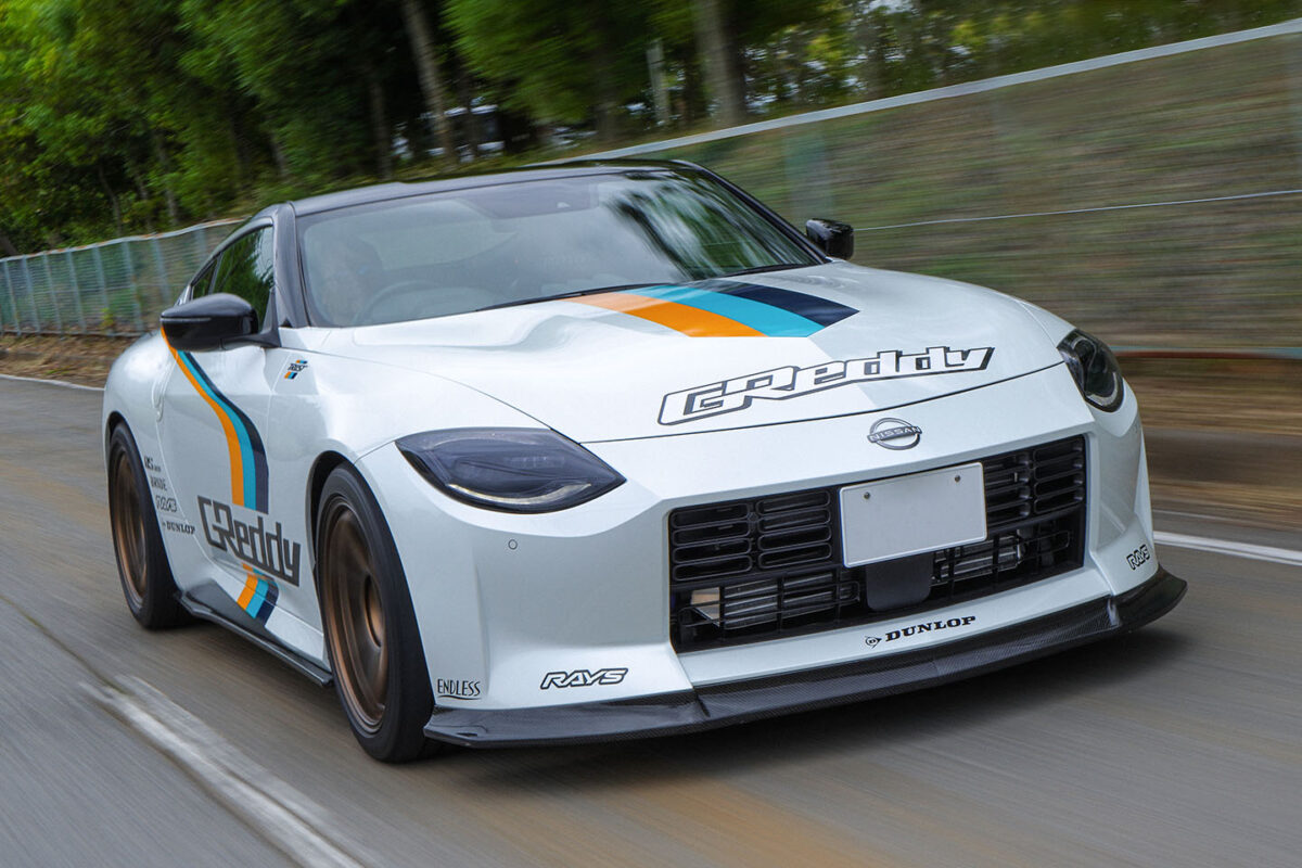 「車検対応のまま620馬力に到達！」現行RZ34を変えるトラストの最新ターボチューニングに迫る