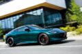 「日産フェアレディZ」改良新型の走行シーン。