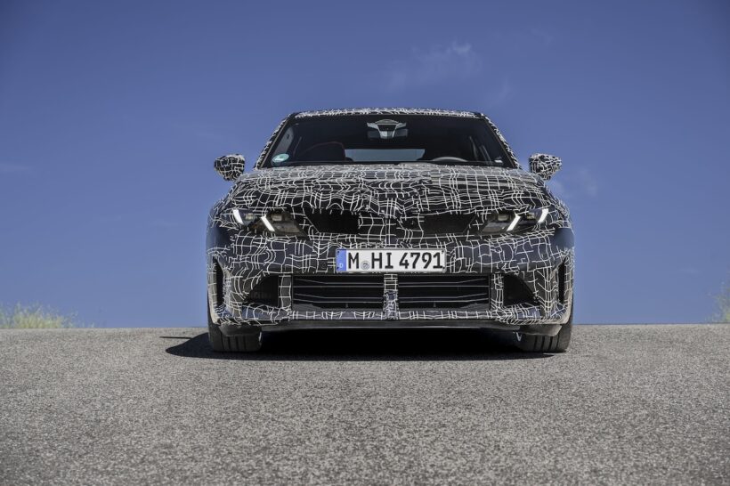 南フランス・ミラマで最終テストを行う、内燃機関搭載「BMW 3シリーズ」。